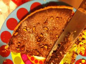 Beschwipstes Foto der Chocolate-Mole-Tart